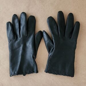 Etienne Aigner Black Leather Gloves
